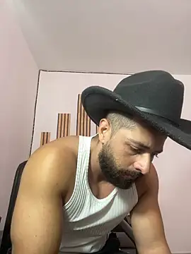 magnumchris online show from June 2026 07:25:01 PM