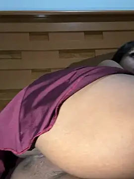 hillarymoreninha online show from April 2026 03:57:02 AM