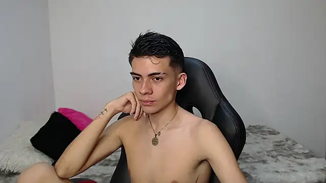 Rimuru17 online show from March 2026 03:39:01 AM