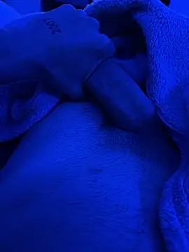 Antoni 313 online show from December 2025 04:18:02 AM