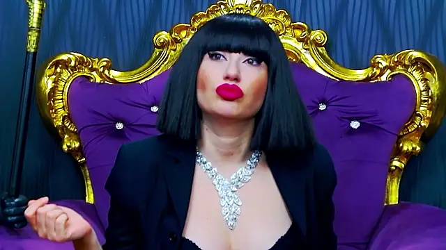 LaraMaeve online show from February 2026 06:07:01 AM