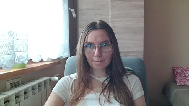 LooveELLYx online show from November 2025 08:26:02 AM