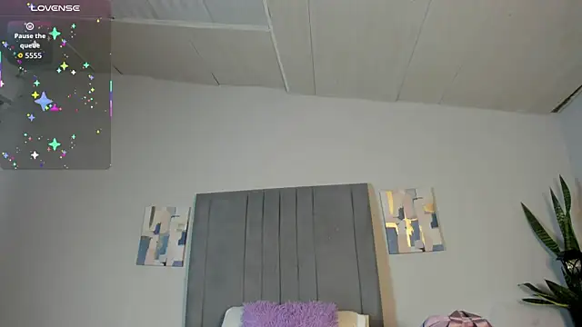 Sophia Ebony online show from November 2025 01:28:02 PM