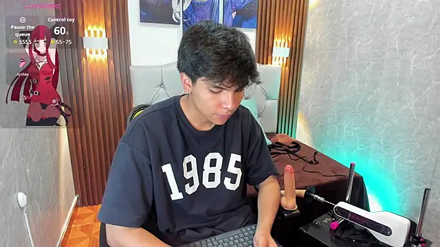 Snapshot of Thiago_Kozak chatting on September 2025 12:49:02 PM Thiago Kozak online show from September 2025 12:49:02 PM