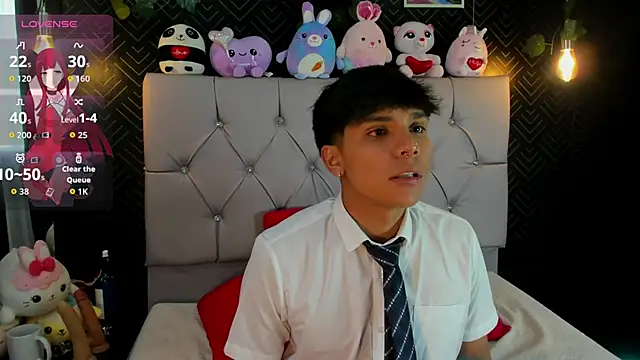 Snapshot of Thiago_Kozak chatting on September 2025 12:40:01 PM Thiago Kozak online show from September 2025 12:40:01 PM