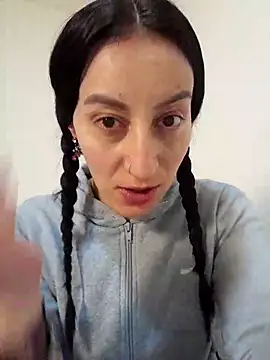 Oriana111 online show from October 2025 12:56:01 PM