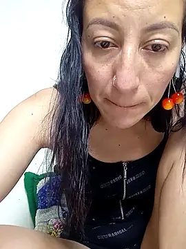 Oriana111 online show from December 2025 12:21:02 PM