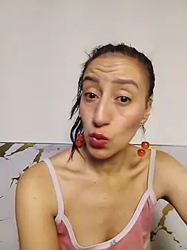 Oriana111 online show from June 2026 03:42:01 AM