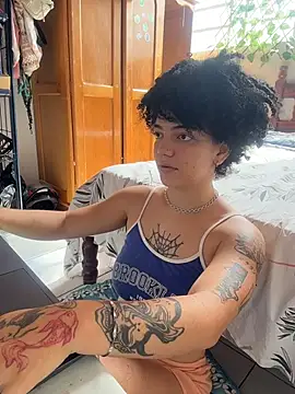 CamillyBlum online show from November 2025 06:10:02 PM