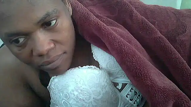 Snapshot of sexythae32 chatting on September 2025 04:03:01 AM sexythae32 online show from September 2025 04:03:01 AM