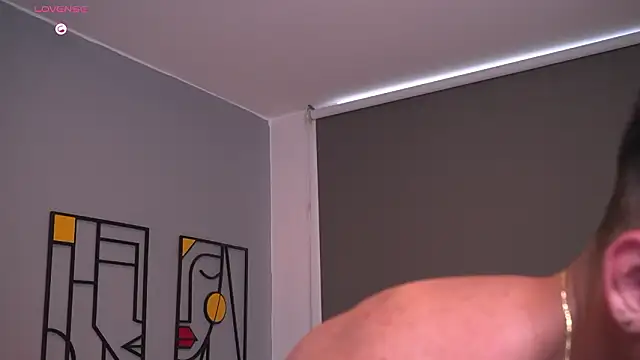 Snapshot of tyler_muscle1 chatting on February 2026 09:33:01 PM tyler muscle1 online show from February 2026 09:33:01 PM