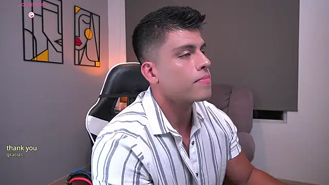 Snapshot of tyler_muscle1 chatting on March 2026 01:23:01 AM tyler muscle1 online show from March 2026 01:23:01 AM