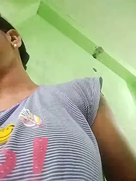 Snapshot of JHILMIL chatting on October 2025 03:23:02 AM JHILMIL online show from October 2025 03:23:02 AM