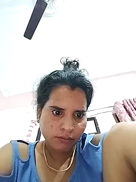 Snapshot of JHILMIL chatting on October 2025 03:28:02 AM JHILMIL online show from October 2025 03:28:02 AM