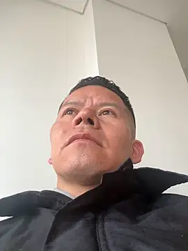 Manu0586 online show from March 2026 09:10:01 PM