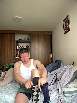 Manu0586 online show from May 2026 08:16:01 PM