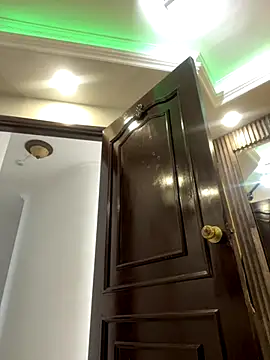 CharlesBrown  online show from November 2025 12:39:02 PM