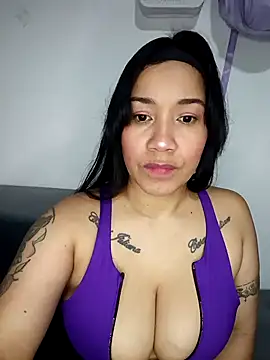 violettaa millerss online show from April 2026 12:04:01 AM