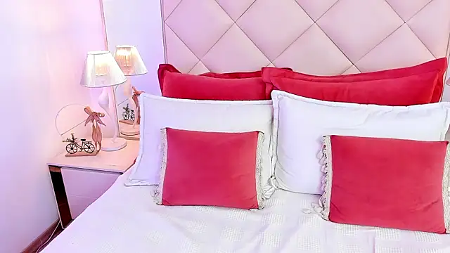 LilBoonew online show from October 2025 12:16:01 PM