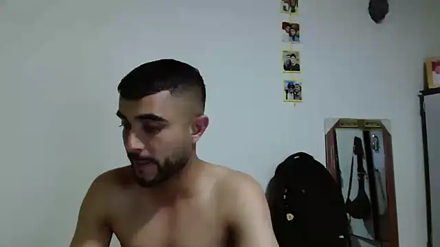 Maiki Foxx online show from November 2025 02:10:02 AM