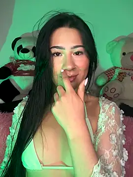 evelyn ch  online show from October 2025 10:56:02 AM