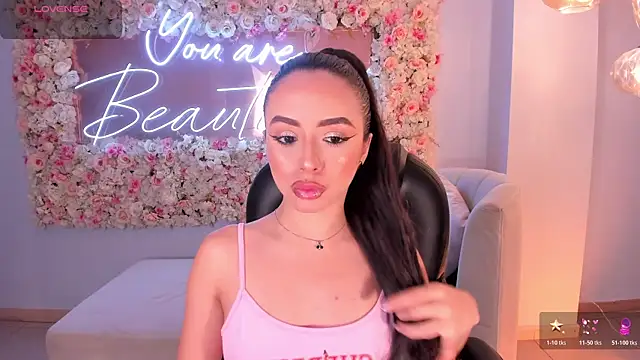 IsabellaMoreau online show from March 2026 07:13:02 PM