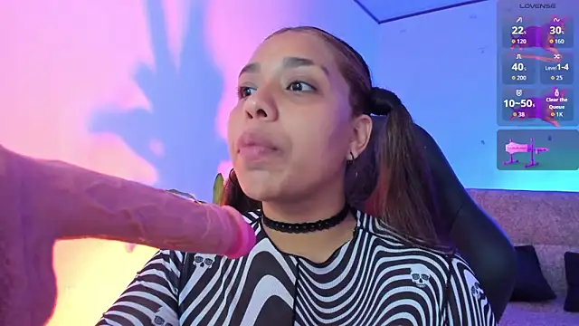 giselle upp online show from November 2025 04:04:01 AM