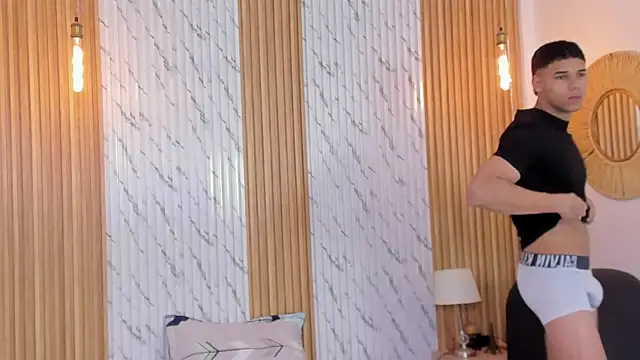 thomas walker0 online show from September 2025 11:44:01 AM