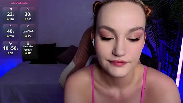 Ida FaneStain online show from April 2026 08:46:01 AM