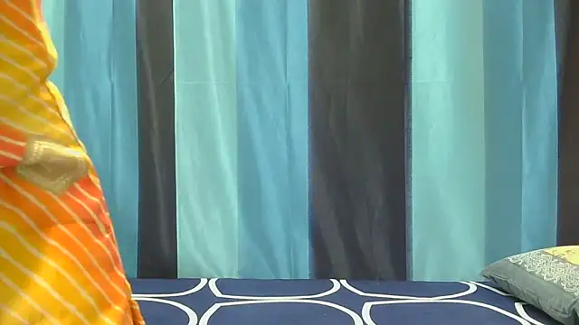 Aarti misty71 online show from November 2025 05:20:02 AM