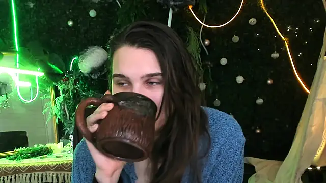 TessaMill online show from February 2026 09:28:02 AM