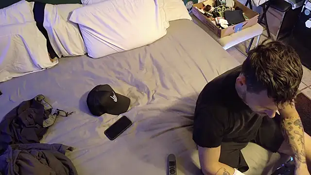 Snapshot of cough2getoff chatting on November 2025 04:23:02 AM cough2getoff online show from November 2025 04:23:02 AM