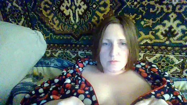 Snapshot of AllaSowinskaya chatting on October 2025 07:01:02 PM AllaSowinskaya online show from October 2025 07:01:02 PM