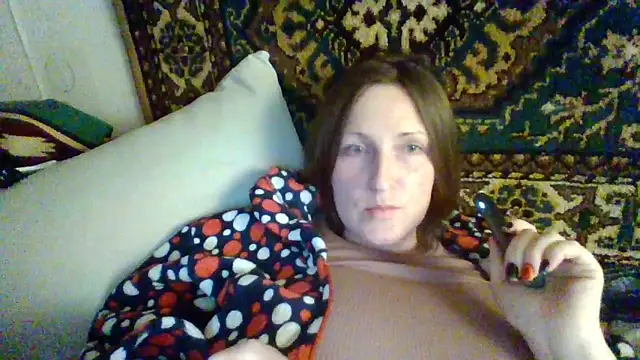 Snapshot of AllaSowinskaya chatting on October 2025 06:48:01 PM AllaSowinskaya online show from October 2025 06:48:01 PM