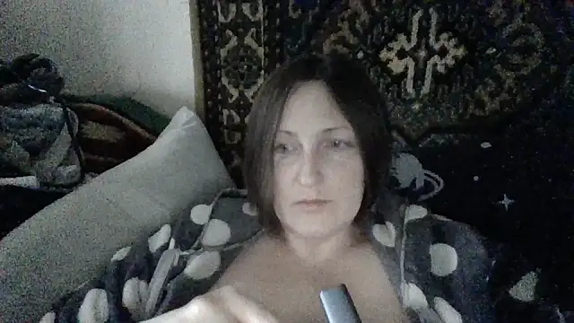 Snapshot of AllaSowinskaya chatting on November 2025 08:23:02 AM AllaSowinskaya online show from November 2025 08:23:02 AM