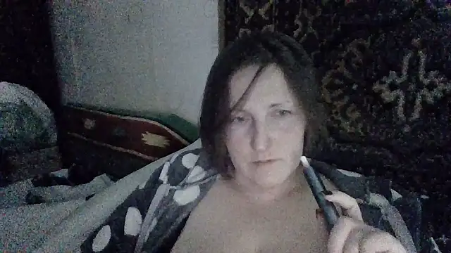 Snapshot of AllaSowinskaya chatting on November 2025 01:43:01 PM AllaSowinskaya online show from November 2025 01:43:01 PM