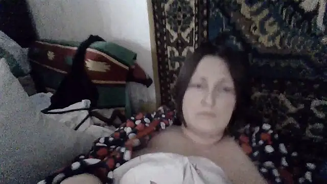 Snapshot of AllaSowinskaya chatting on November 2025 09:01:01 AM AllaSowinskaya online show from November 2025 09:01:01 AM