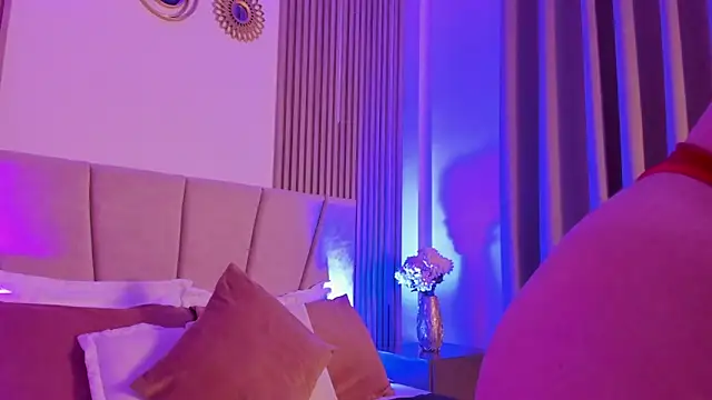 Victoria Beaumont online show from December 2025 11:52:02 AM