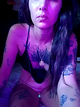 Darkw1tch online show from February 2026 08:05:02 PM