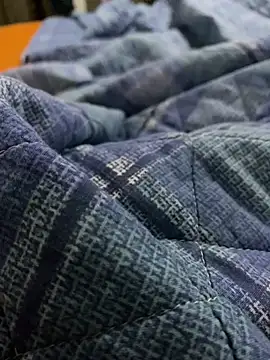 girlslvrs online show from January 2026 07:08:02 PM