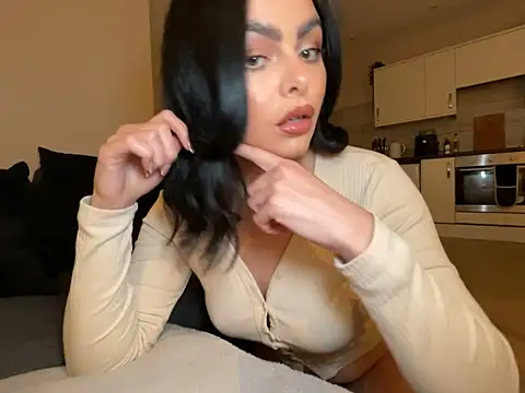 FrancescaXO online show from April 2026 08:03:01 PM