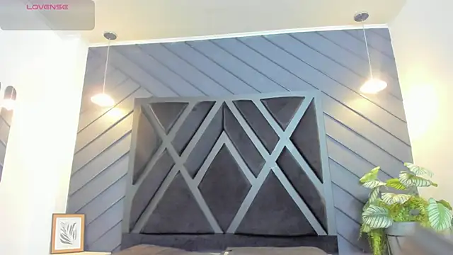 zoe martins  online show from October 2025 05:35:01 PM