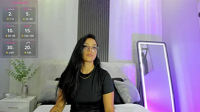 Snapshot of zoe_martins_ chatting on July 2026 05:33:02 PM zoe martins online show from July 2026 05:33:02 PM