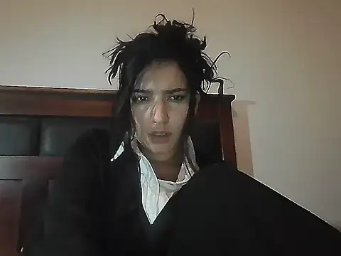 Snapshot of creepyh0e_ chatting on June 2026 10:10:02 PM creepyh0e online show from June 2026 10:10:02 PM