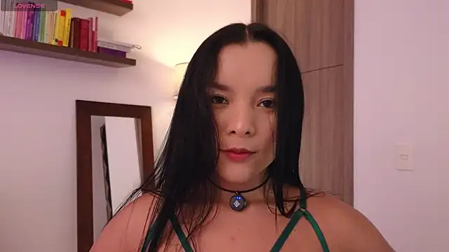 Evelyn  16 online show from October 2025 12:16:02 AM