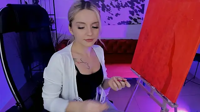 Snapshot of AuroraWrenfield chatting on October 2025 07:28:01 AM AuroraWrenfield online show from October 2025 07:28:01 AM