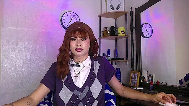 SHARLOTH trans online show from May 2026 06:37:01 PM