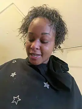 yummy0322 online show from February 2026 03:30:02 PM