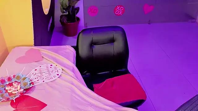 LiLLiAnderson online show from February 2026 11:51:01 AM