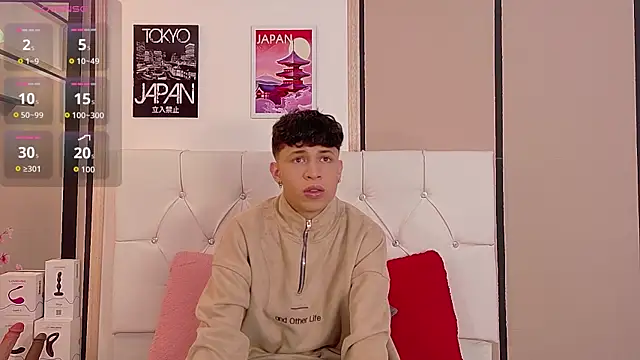 Axel  Evans online show from November 2025 12:41:02 PM